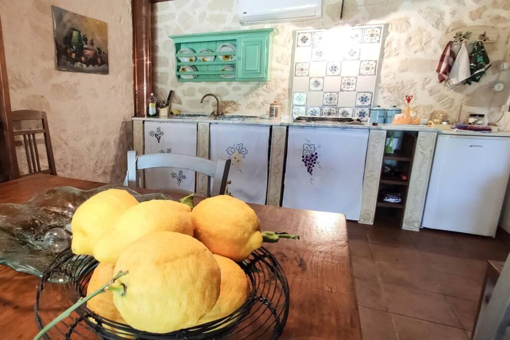 Villa Neli, Palazzolo Acreide, Siracusa, Hot Tub, Wi-Fi & Parking Exterior foto