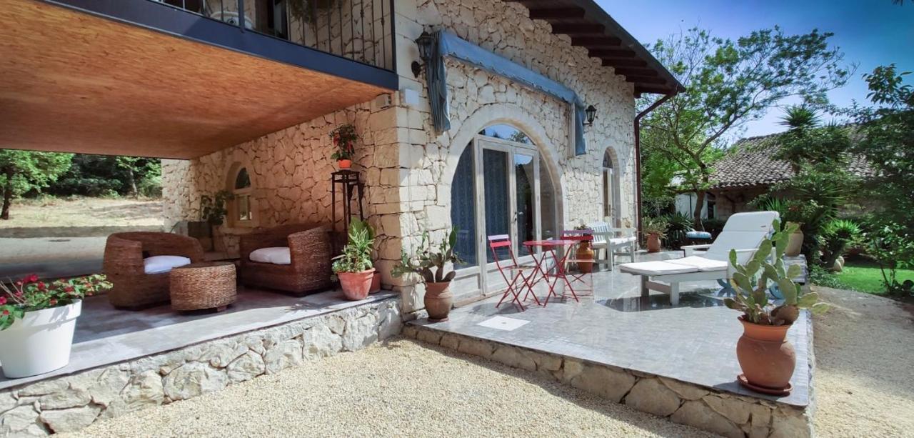 Villa Neli, Palazzolo Acreide, Siracusa, Hot Tub, Wi-Fi & Parking Exterior foto